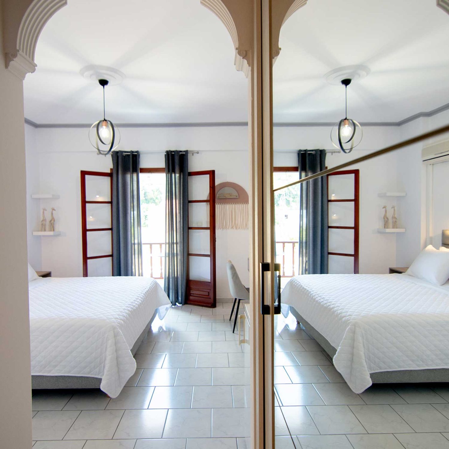 03-double-room-room-iro-residence-hotel-vacations-samos-summer-graphdays